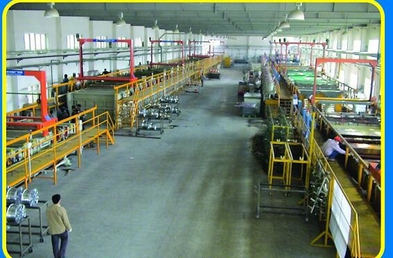 AC220V Linia produkcyjna elektroplatacji zdolna do osiągnięcia wysokiej jednolitości platowania