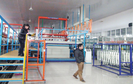 Plastikowa zautomatyzowana linia galwaniczna Akcesoria niklowo-chromowe