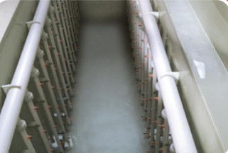 Pusty system natryskiwania szczelin Wieża natryskowa może być szeroko stosowana w chemii, elektronice, metalurgii, galwanotechnice, tekstyliach